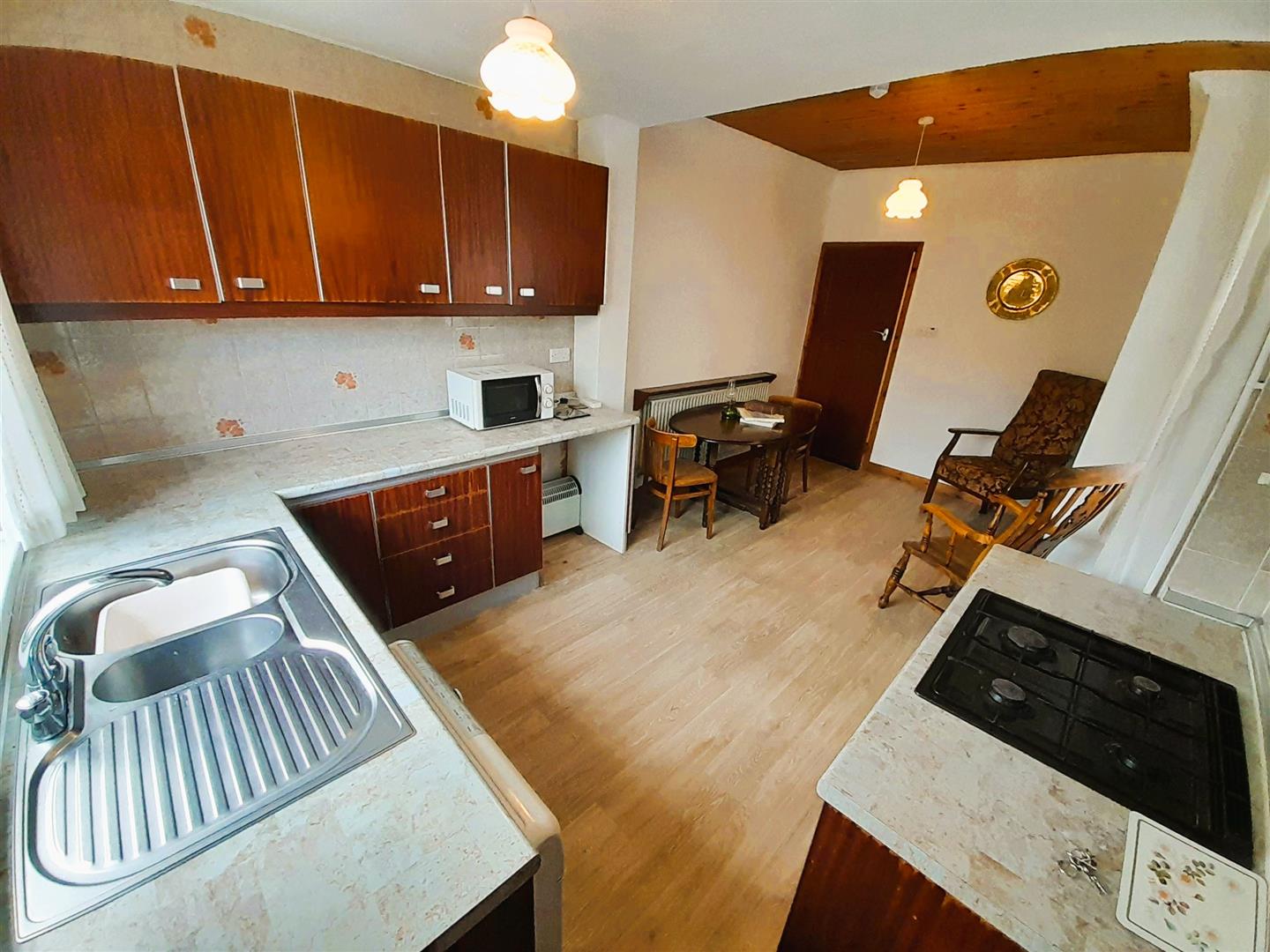 Llwynhendy Road, Llanelli, SA14 9HR